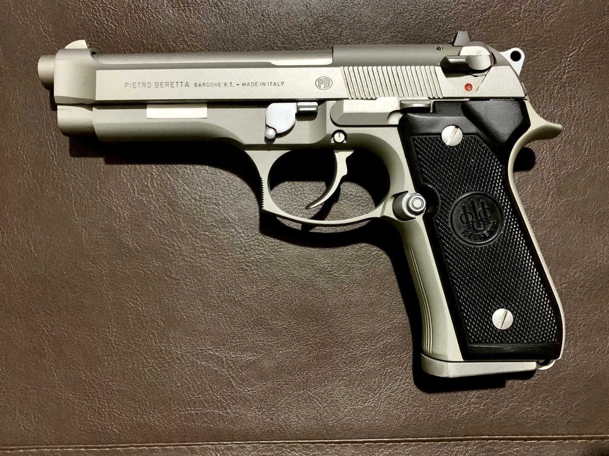 Pistola Pietro Beretta 92 Fs Calibre 9 Mm. / Full Aventura Shop