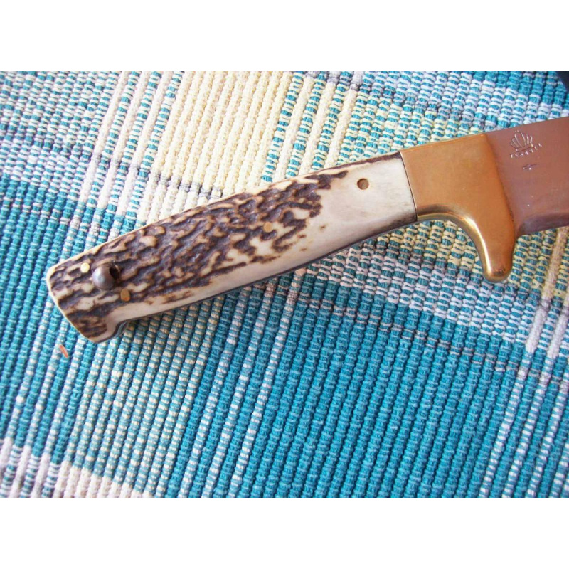 Cuchillo T E R B U T Z  Acero Inox. Mango Ciervo Industria Argentina