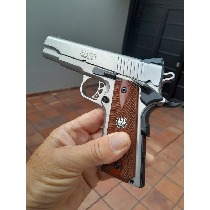 Pistola Ruger Calibre 45 Acp Prácticamente Sin Uso!