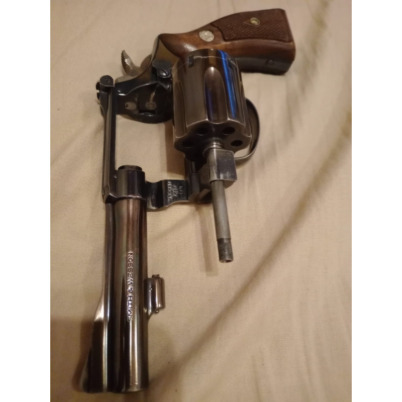 Revólver Smith&wesson Doble Acción 22plg