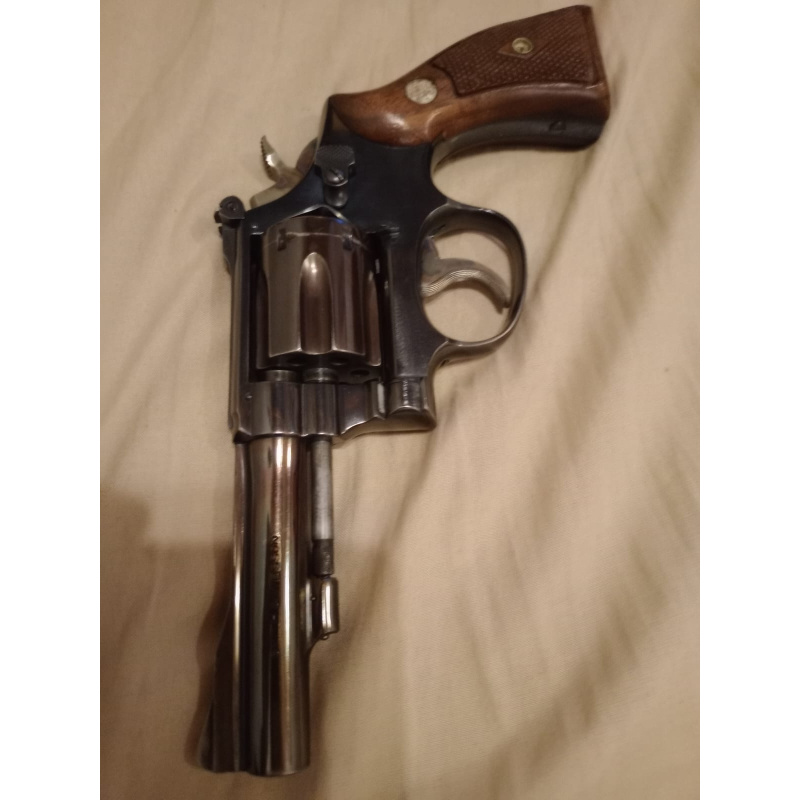 Revólver Smith&wesson Doble Acción 22plg