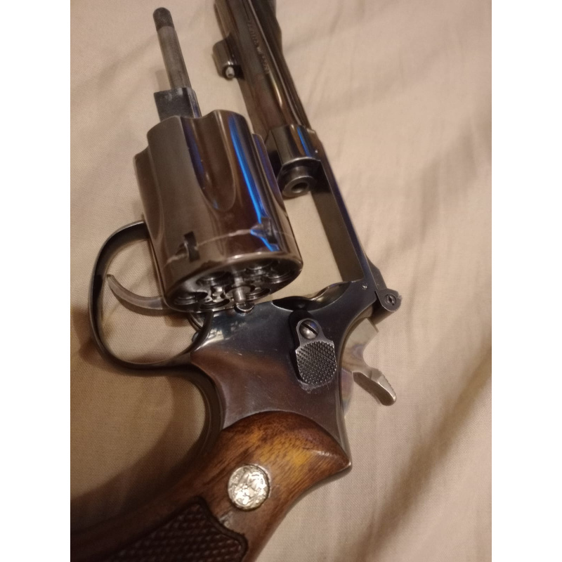 Revólver Smith&wesson Doble Acción 22plg