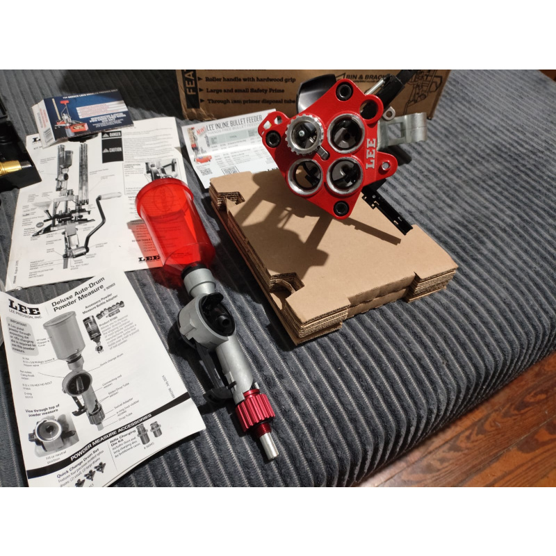 Lee Pro 4000 Kit 223 Remington+ Shellplate 9mm