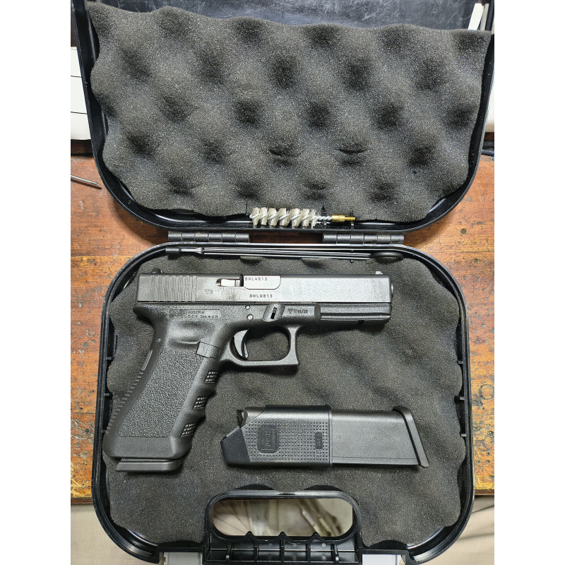 Glock 17 Gen 3.