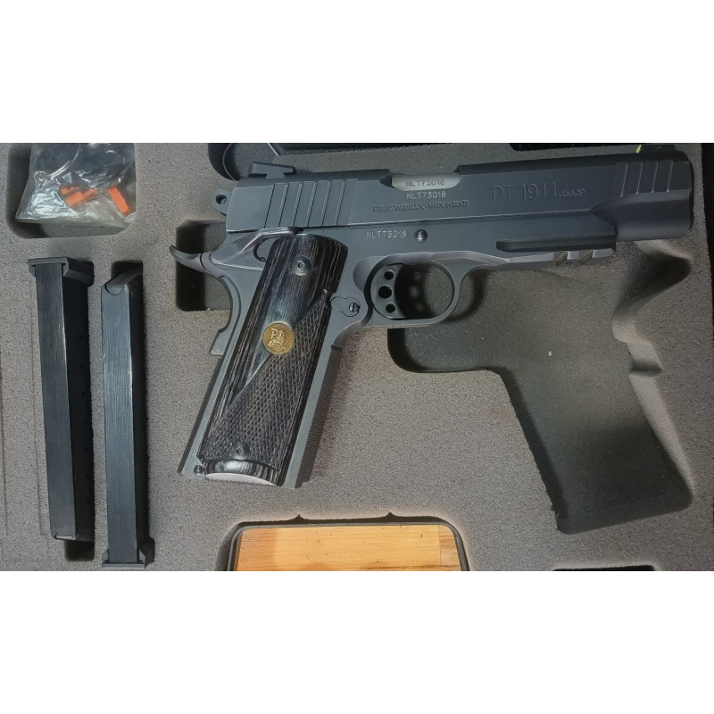 Taurus 1911 Con Riel Picatini