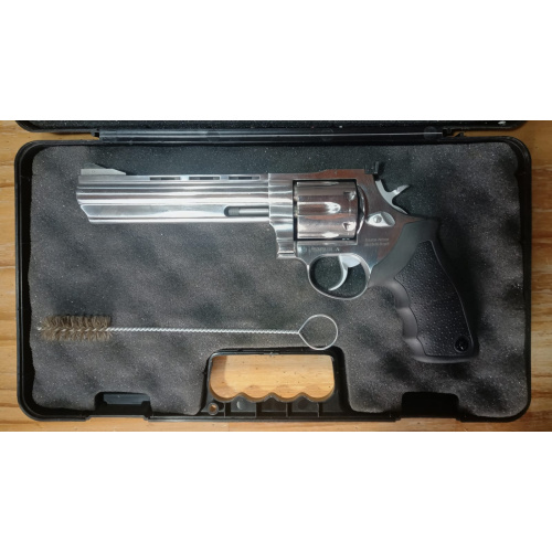 Taurus 44 Magnum
