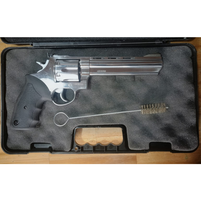 Taurus 44 Magnum