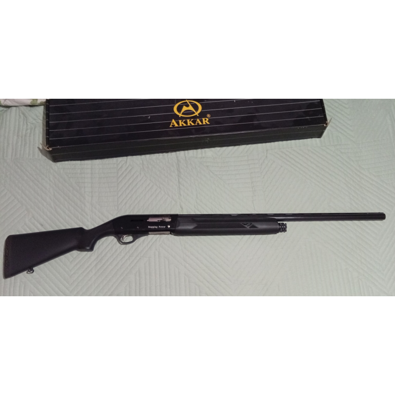 Akkar Semi Automática 12/76 Magnum
