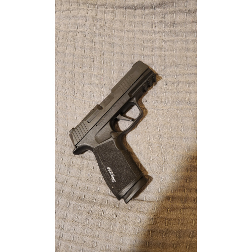 Sig Sauer P365 Xmacro