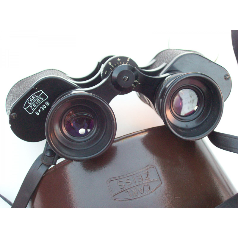 Binocular Carl Zeiss Oberkochen  8x30 B (ver Precio Eeuu)