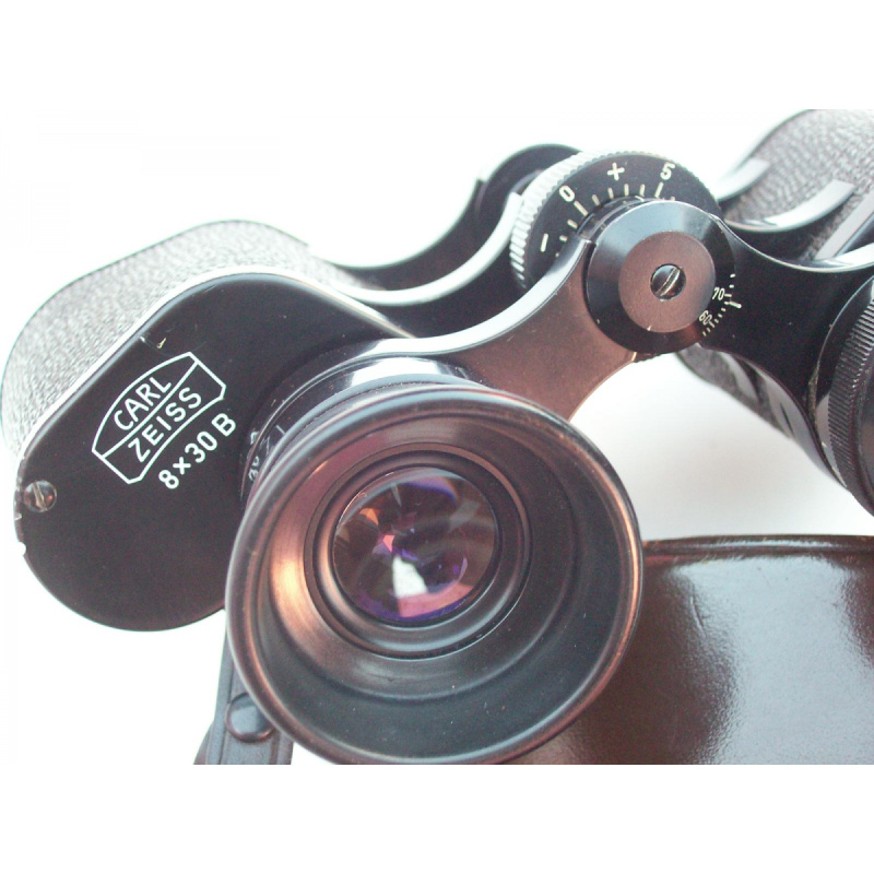 Binocular Carl Zeiss Oberkochen  8x30 B (ver Precio Eeuu)