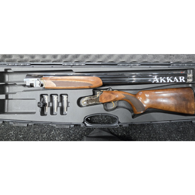 Akkar Churchill Cal 20