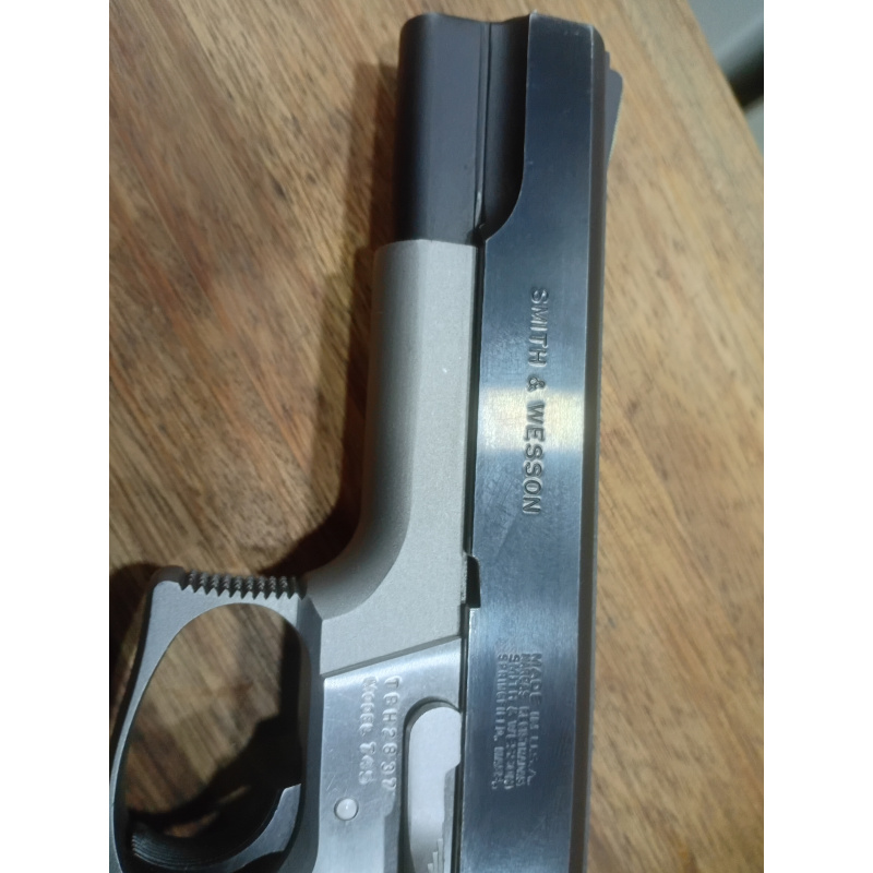 Smith Wesson 745 Calibre 45 Acp