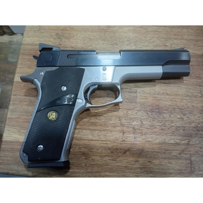 Smith Wesson 745 Calibre 45 Acp