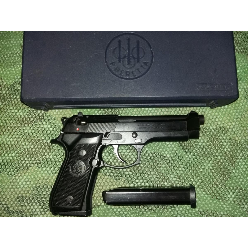 Pistola Pietro Beretta .40 S&w Modelo 96 + Muni