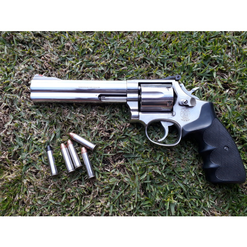 Smith & Wesson 357 6" Magnum
