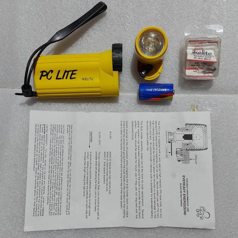Linterna Buceo Estanca Nautica Ikelite Pc Lite Alogena Usada