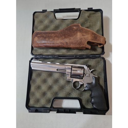 Taurus .44 Magnun Inox 6,5" Con Cuim