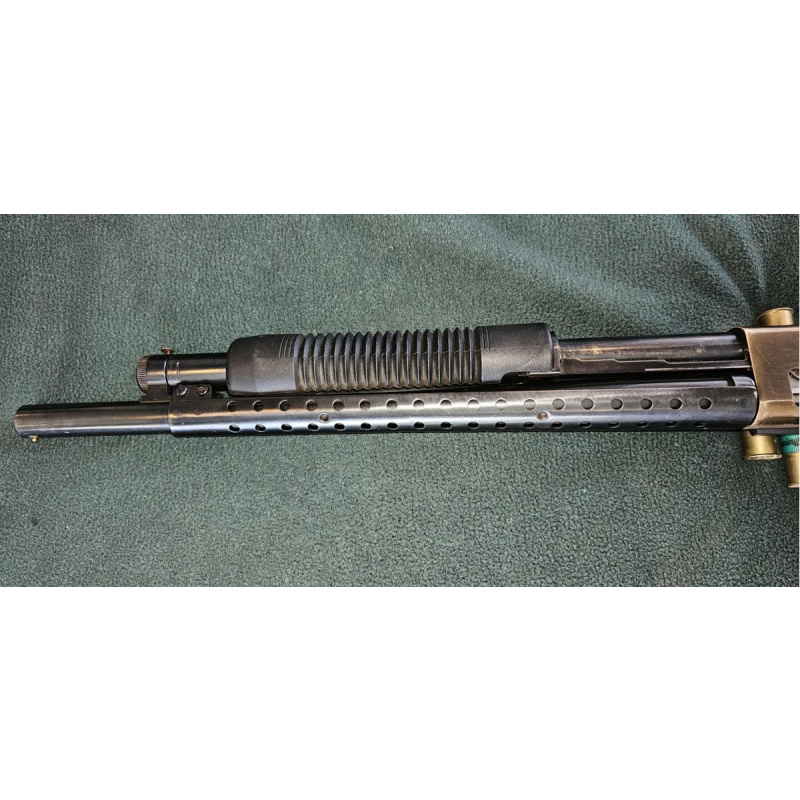 Mossberg 500 12/70 Con Accesorios