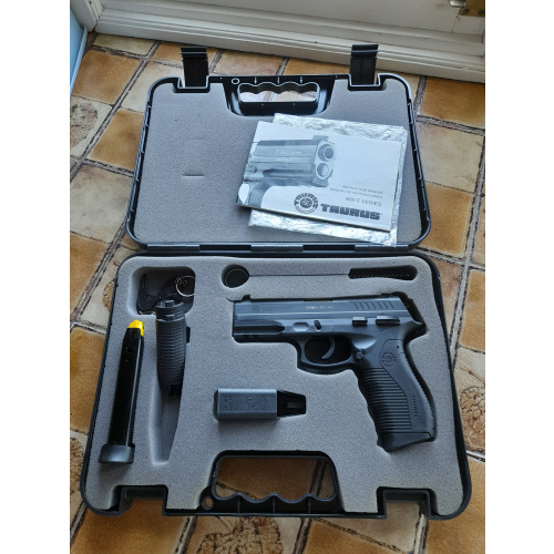 Taurus Pt809  9x19 Mm