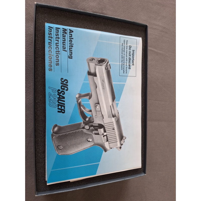 Sig Sauer P220 .45acp