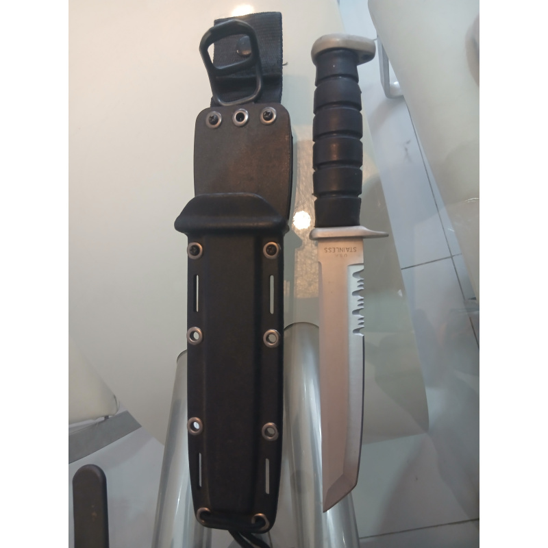 Cuchillo Tactico