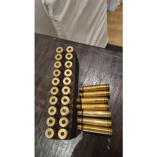 Vendo 27 Vainas Para El 338 Winchester