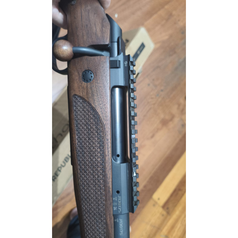 Cz600 Lux Calibre 300 Win 2025