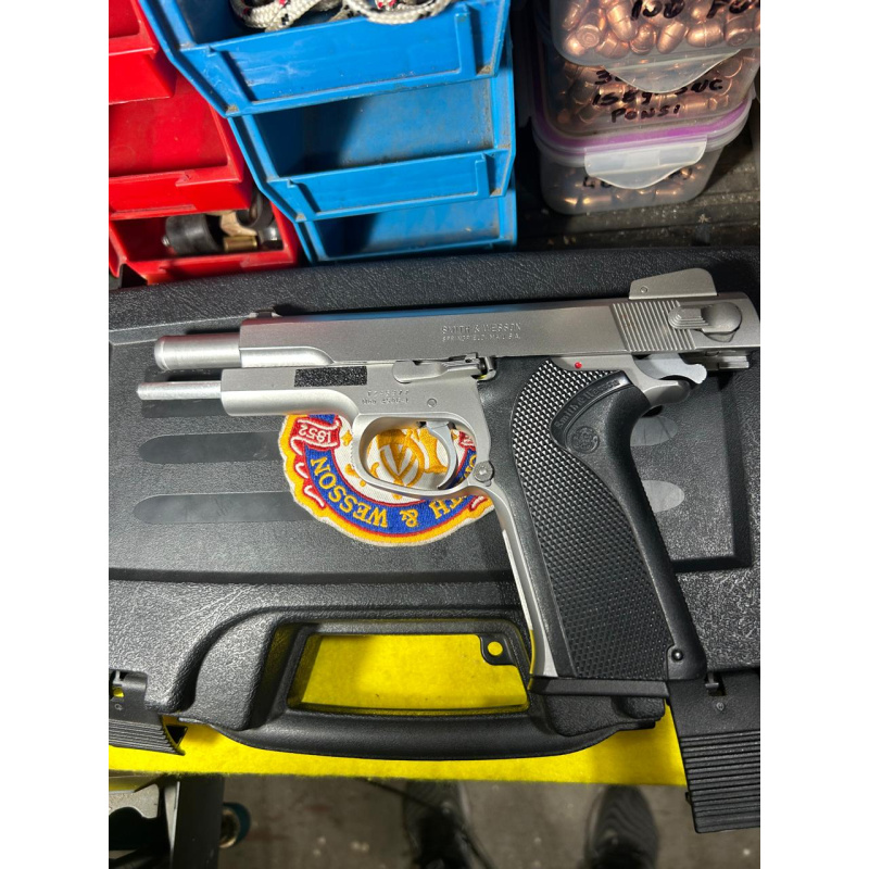 Smith & Wesson 4506
