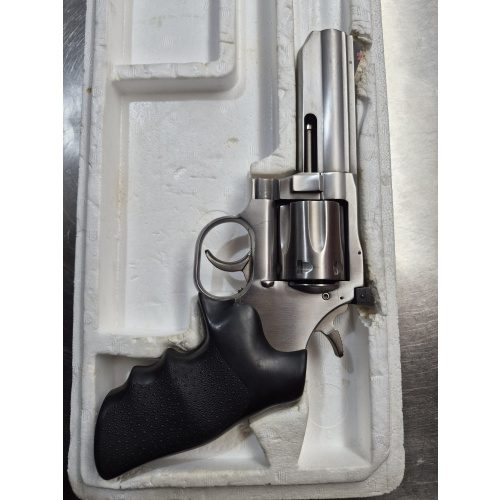 Dan Wesson Model 715 Fixed Barrel – .357 Magnum – 4"