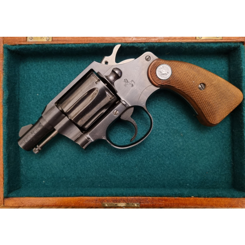 Revolver Colt Detective 32