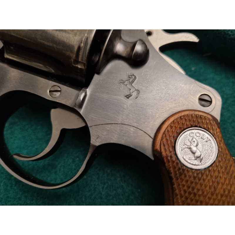 Revolver Colt Detective 32