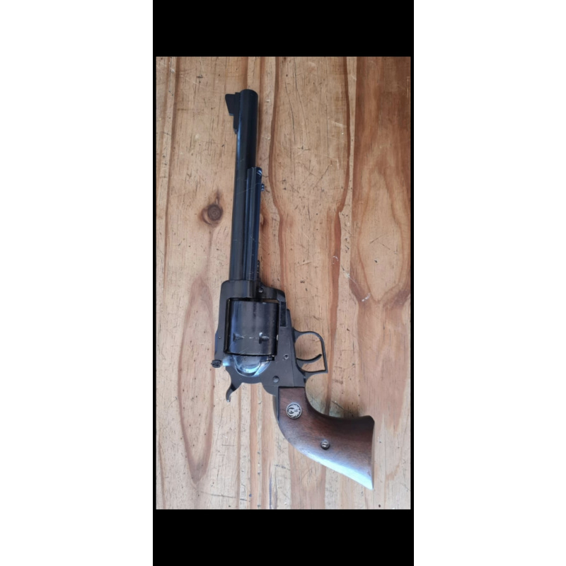 Revolver Ruger New Model Super Blackhawk 44 Mag Con Cuim Usd1100