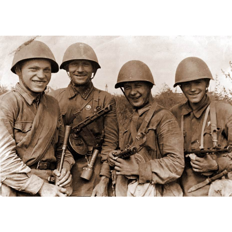 Casco Sovietico Ssh-40 - Modelo Usado En La Segunda Guerra Mundial