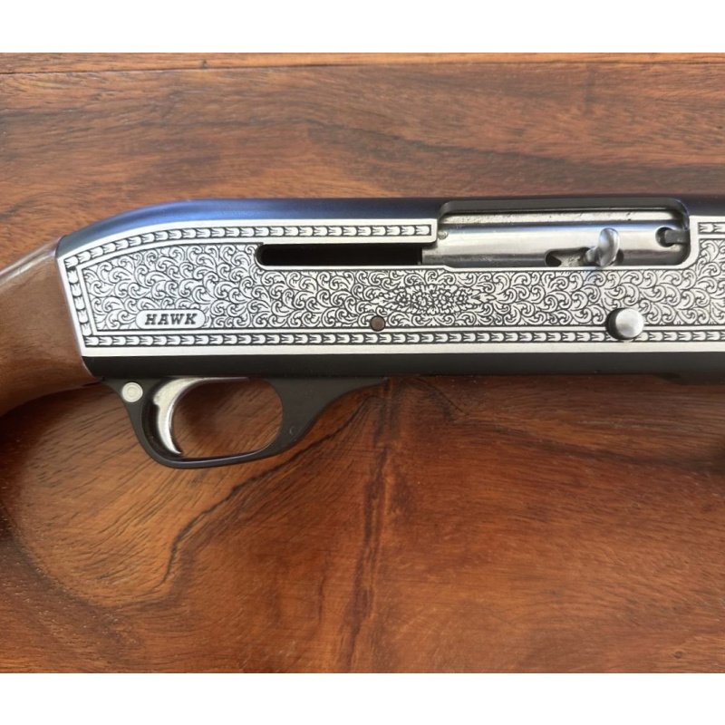 Hawk Semiautomática