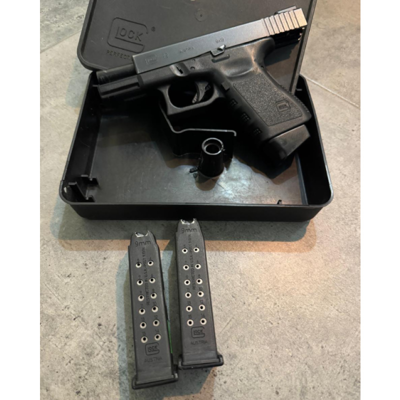 Glock 19 Gen3 Con Accesorios.