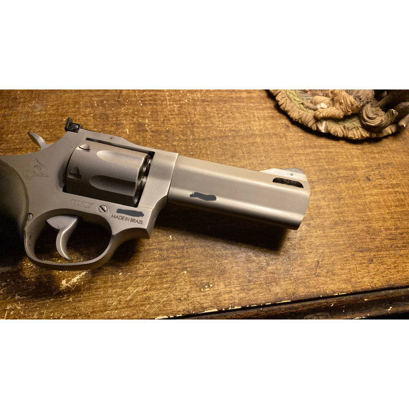 Taurus Tracker 627- Compensado- Cal.357