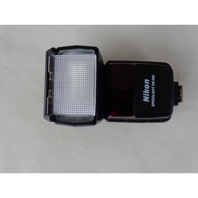 Flash Electronico Nikon Speedlight Sb-600