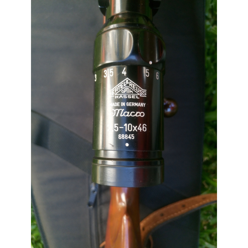 Fusil Weatherby Mark V .300 Plg Weatherby Magnum Mira Hertel 2.5-10x46