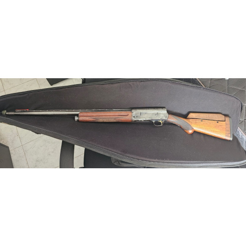 Escopeta Semiautomática Browning Light Twelve Cal. 12 Uab