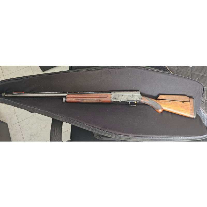 Escopeta Semiautomática Browning Light Twelve Cal. 12 Uab