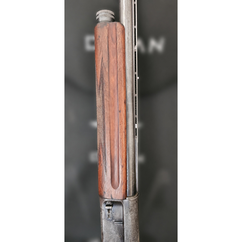 Escopeta Semiautomática Browning Light Twelve Cal. 12 Uab