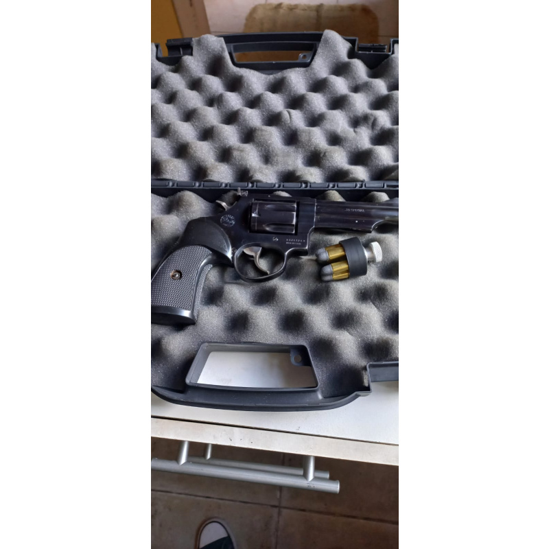 Revolver Taurus 83