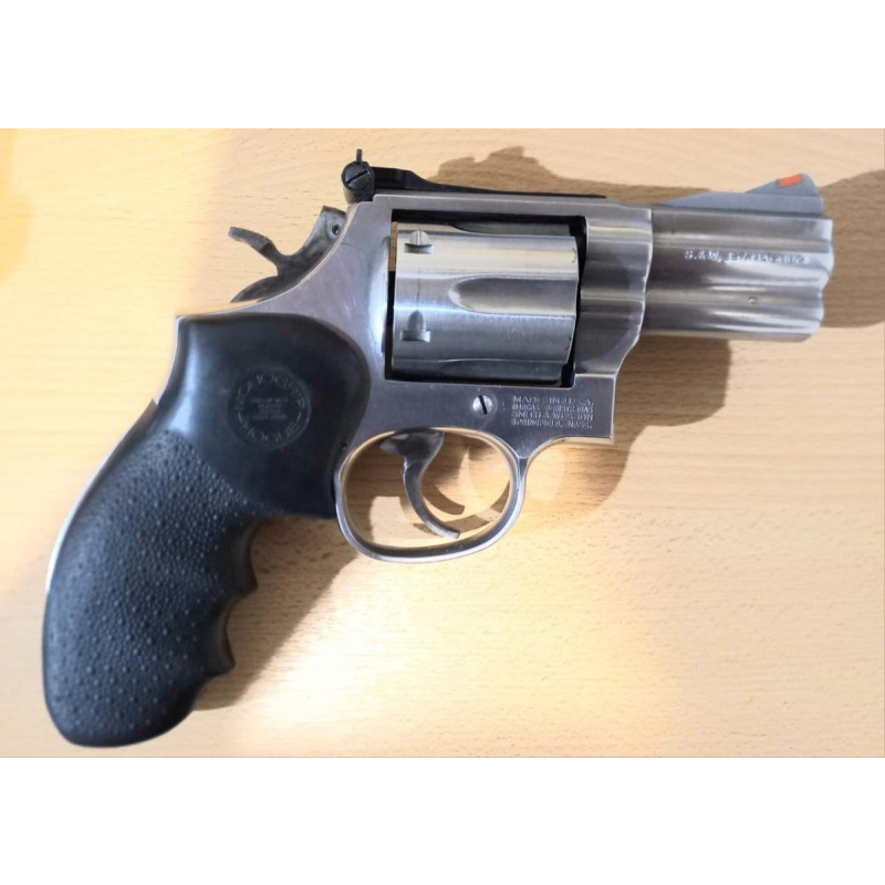 Revolver Smith And Wesson Modelo 686 2,5" Cal. 357 Mag.