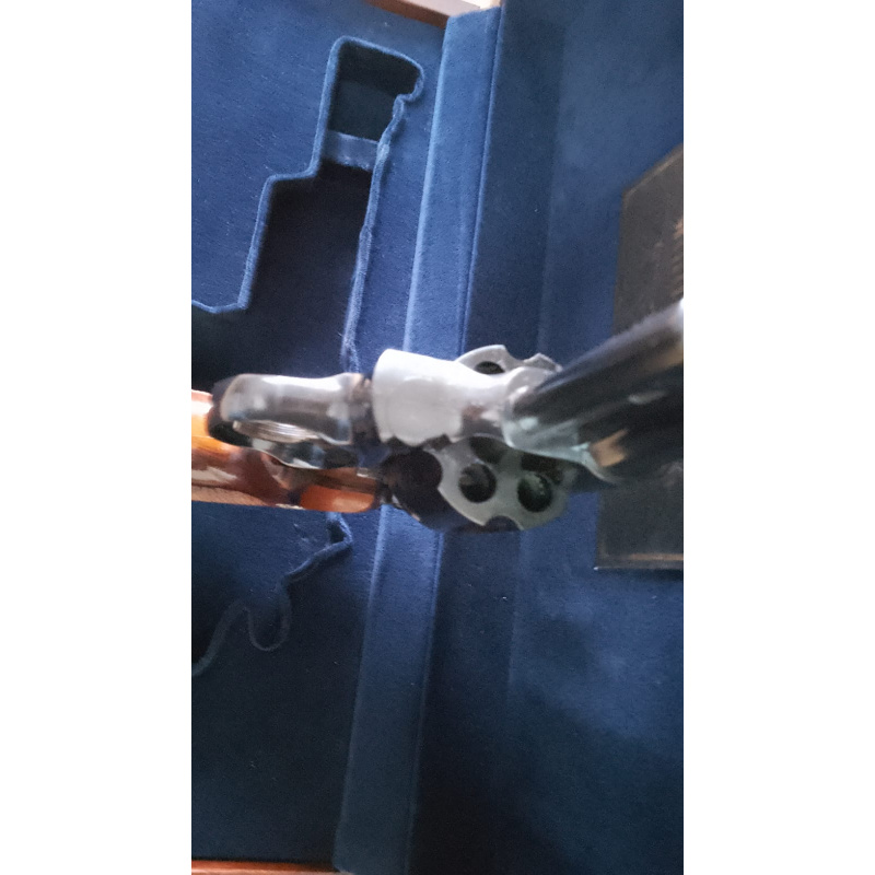 Revolver Smith & Wesson, Mod 27-4. Sin Disparar.