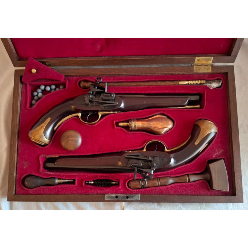 Pistolas Sist. A Chispa Siglo Xviii - Cal. 58
