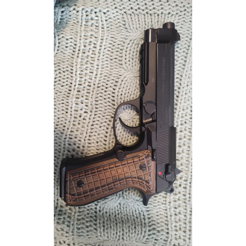 Beretta 92a1 92 Impecable Con Extras