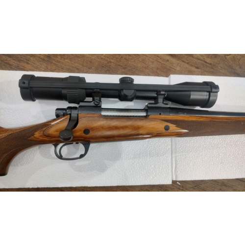 Fusil Remington 700 Bdl .300 Plg W. Mag Custom Deluxe Laminado Mira Docter