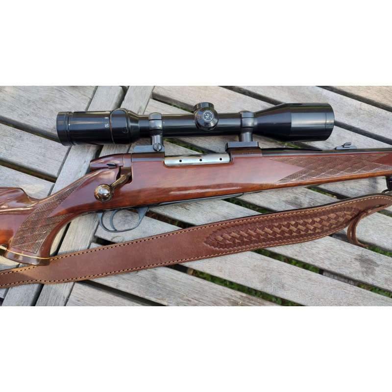 Fusil Weatherby Mark V .300 Plg Weatherby Magnum Mira Hertel 2.5-10x46