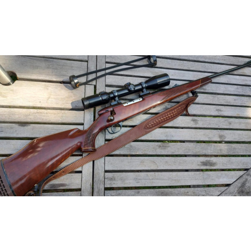 Fusil Weatherby Mark V .300 Plg Weatherby Magnum Mira Hertel 2.5-10x46
